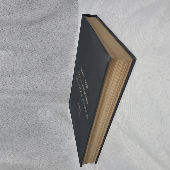 Who's Who Among American High School Students - VOL V - VINTAGE - Picture 12 of 14